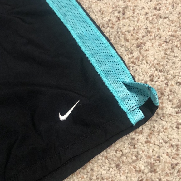 Nike shorts - Picture 2 of 4